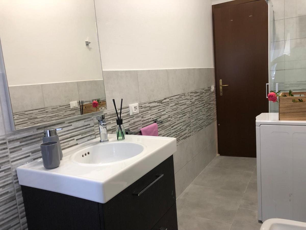 Ampio Bilocale A Milano Apartment ภายนอก รูปภาพ