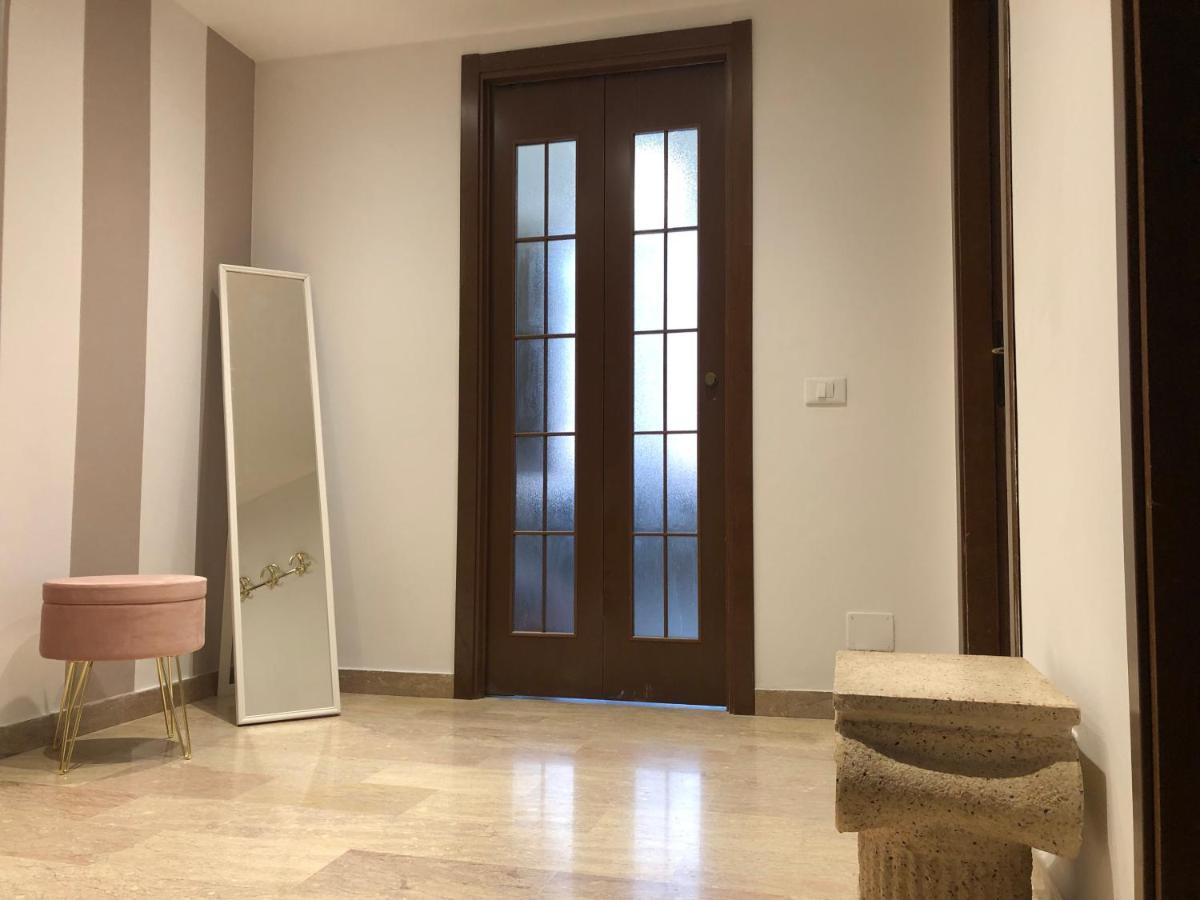 Ampio Bilocale A Milano Apartment ภายนอก รูปภาพ
