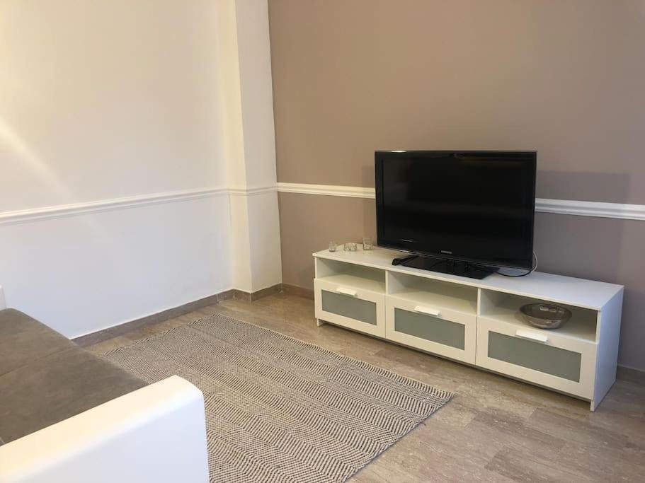 Ampio Bilocale A Milano Apartment ภายนอก รูปภาพ
